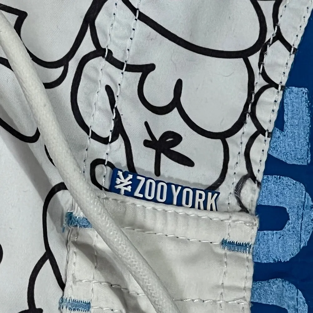 Zoo York Graffiti Board Shorts Mens 36 White Black Print Swim Trunks Skater